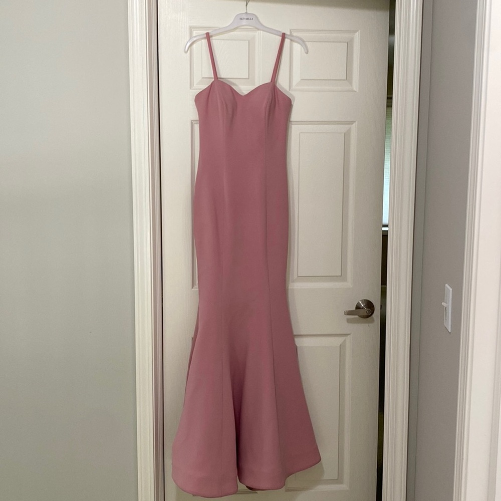 Blush pink sweetheart dress